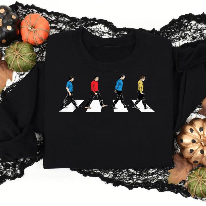 Awesome Star Trek Tribute To The Beatles Abbey Road t-shirt sweatshirt