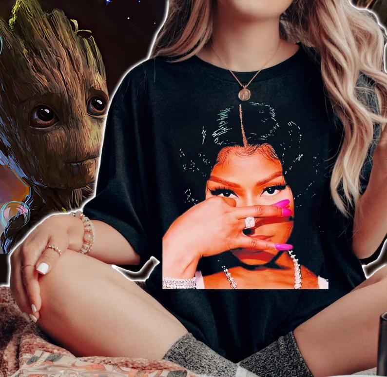 Nicki Minaj sign language shirt t-shirt woman shirt