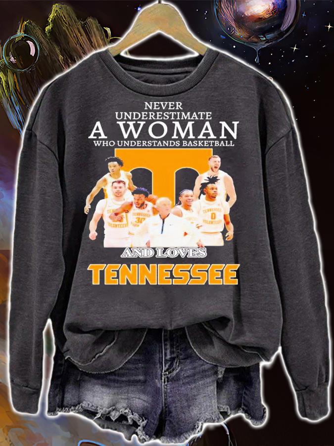Never underestimate a woman who understands basketball and loves Tennessee shirt t-shirt